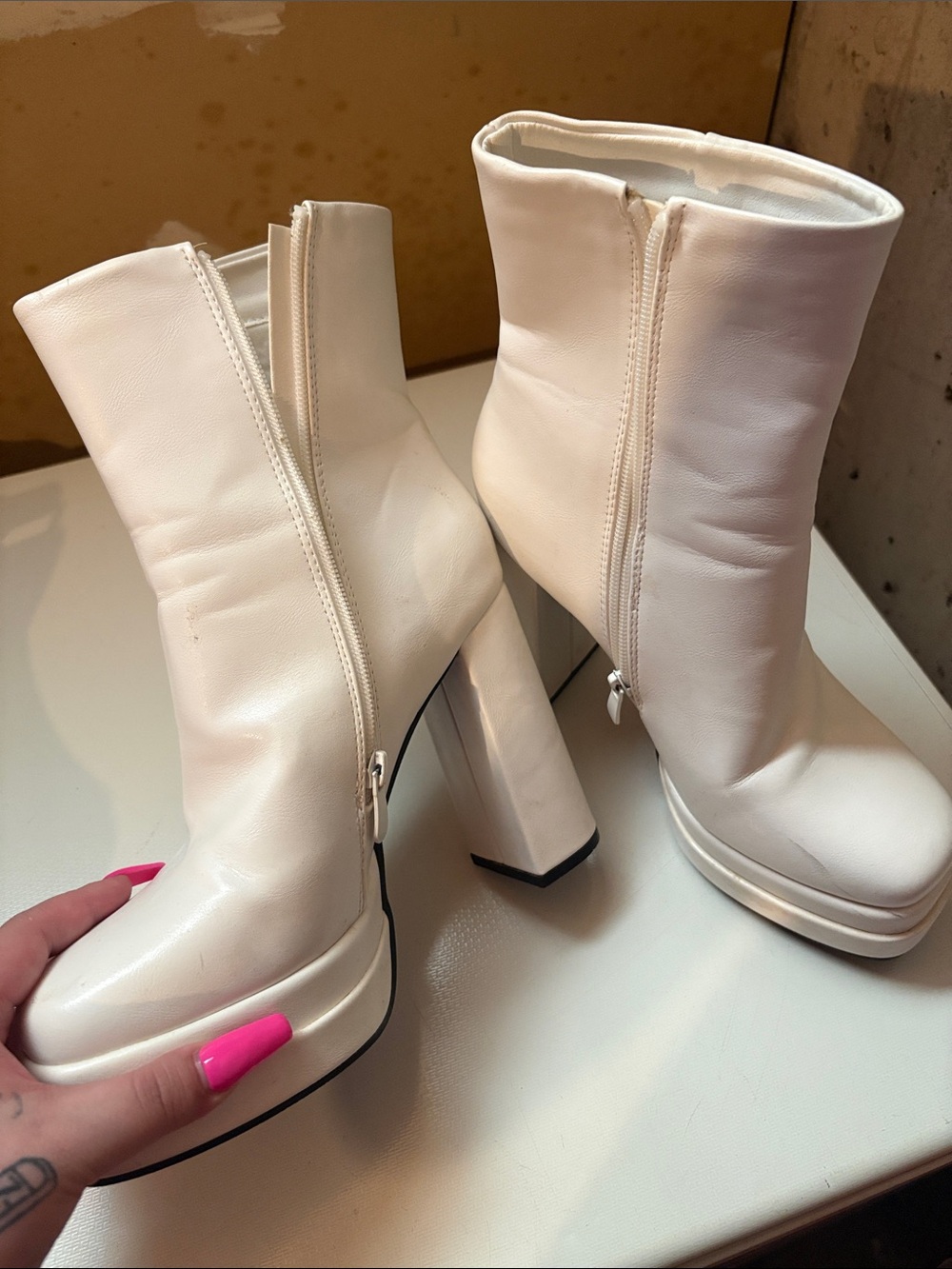 White Platform Ankle Boots 👢